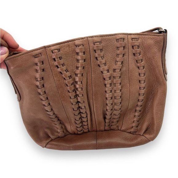 Anthropologie Day & Mood Levie Leather
Crossbody Bag Braided Adjustable - Picture 5 of 8